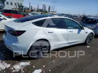 2021 Tesla Model 3 фото