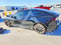 2021 Tesla Model 3 фото