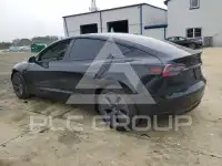 2021 Tesla Model 3 фото