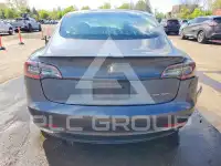 2021 Tesla Model S фото
