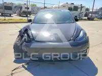 2021 Tesla Model 3 фото