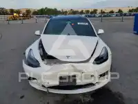 2021 Tesla Model 3 фото