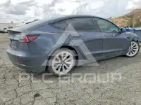 2021 Tesla Model 3 фото
