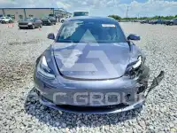 2021 Tesla Model 3 photo