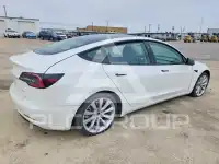 2021 Tesla Model 3 фото