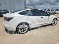 2021 Tesla Model 3 photo