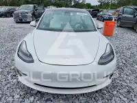 2021 Tesla Model 3 фото