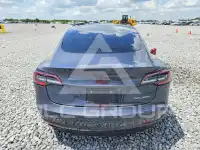 2021 Tesla Model 3 photo