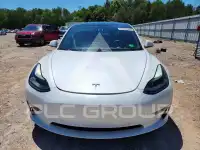 2021 Tesla Model 3 фото
