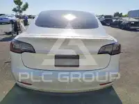 2021 Tesla Model 3 фото