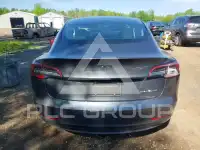 2021 Tesla Model 3 фото