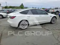 2021 Tesla Model 3 фото