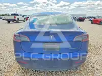 2021 Tesla Model 3 фото