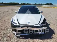 2021 Tesla Model 3 фото
