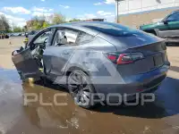 2021 Tesla Model S фото