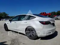 2021 Tesla Model 3 фото