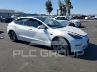 2021 Tesla Model 3 фото