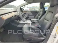 2021 Tesla Model 3 фото