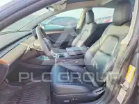 2021 Tesla Model 3 фото