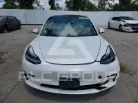 2021 Tesla Model 3 фото