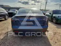 2021 Tesla Model 3 фото