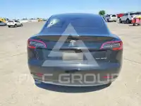 2021 Tesla Model 3 фото