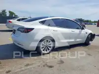 2021 Tesla Model 3 фото