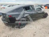 2021 Tesla Model 3 фото
