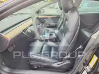 2021 Tesla Model 3 фото