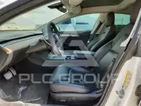 2021 Tesla Model 3 фото