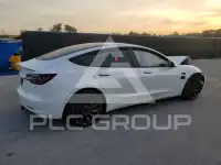 2021 Tesla Model 3 фото