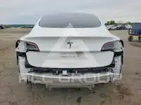 2021 Tesla Model 3 фото