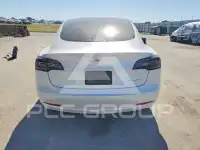 2021 Tesla Model 3 фото