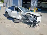 2021 Tesla Model 3 фото
