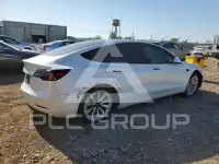 2021 Tesla Model 3 фото