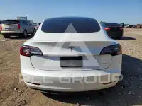 2021 Tesla Model 3 фото