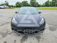 2021 Tesla Model 3 фото