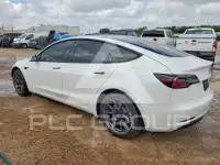 2021 Tesla Model 3 фото