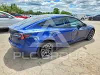 2021 Tesla Model 3 фото