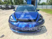 2021 Tesla Model 3 photo
