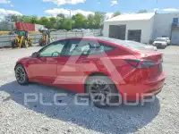 2021 Tesla Model 3 фото