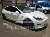 2021 Tesla Model 3 фото