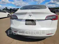 2021 Tesla Model 3 фото