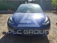 2021 Tesla Model 3 фото