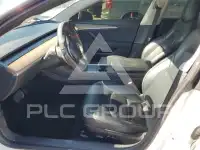 2021 Tesla Model 3 фото
