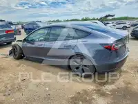 2021 Tesla Model 3 фото