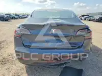 2021 Tesla Model 3 фото