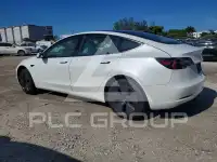 2021 Tesla Model 3 фото