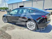 2021 Tesla Model 3 фото
