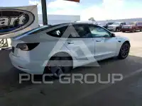 2021 Tesla Model 3 фото